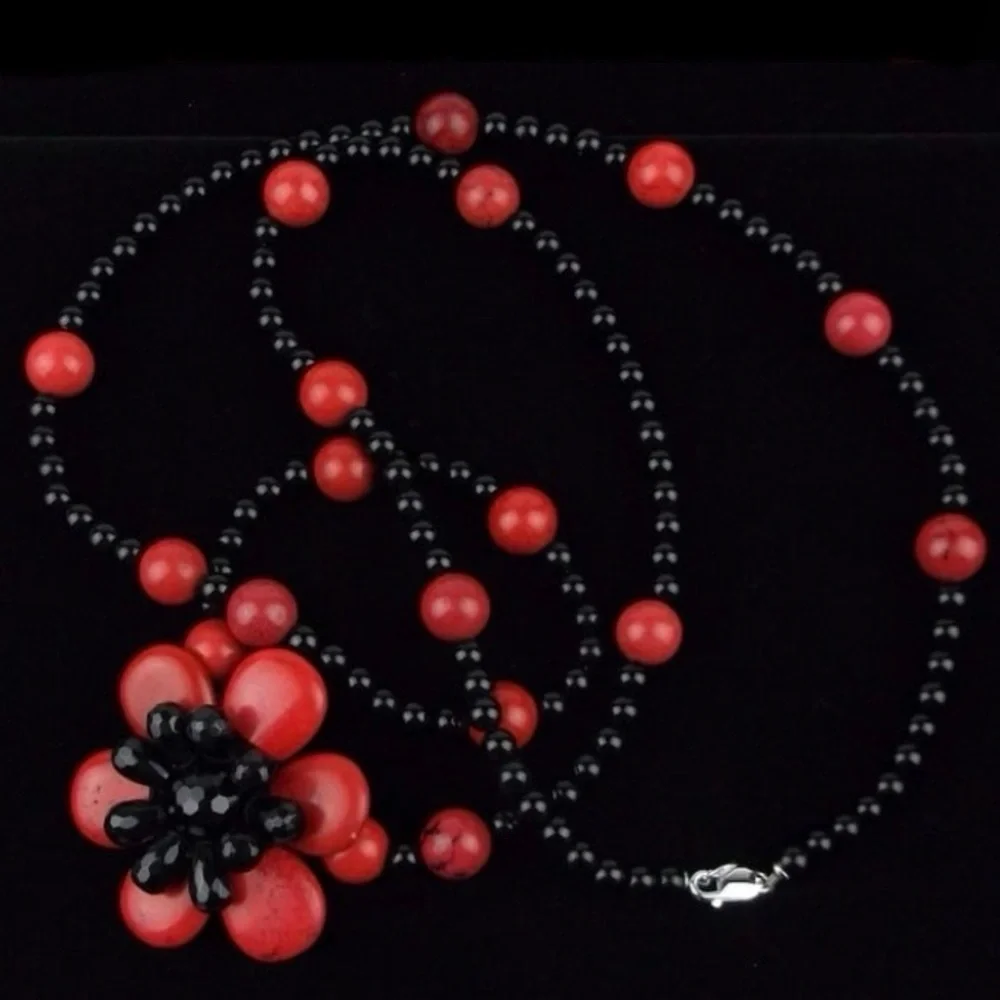 New Boxed Designer Sterling Silver Red Jasper Onyx Flower Necklace 40